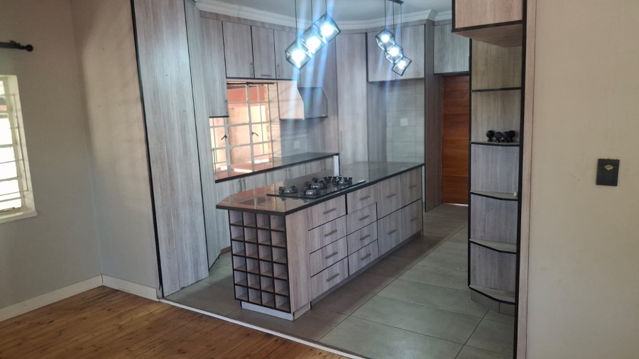 3 Bedroom Property for Sale in Farrarmere Gauteng