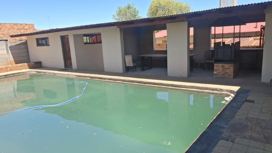 3 Bedroom Property for Sale in Farrarmere Gauteng