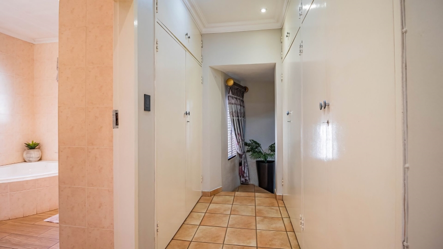 4 Bedroom Property for Sale in Parkrand Gauteng