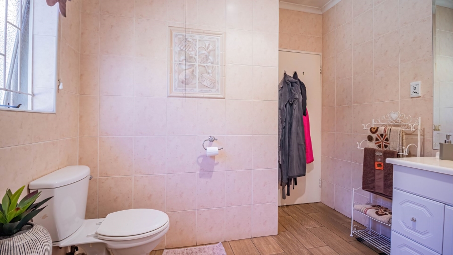 4 Bedroom Property for Sale in Parkrand Gauteng