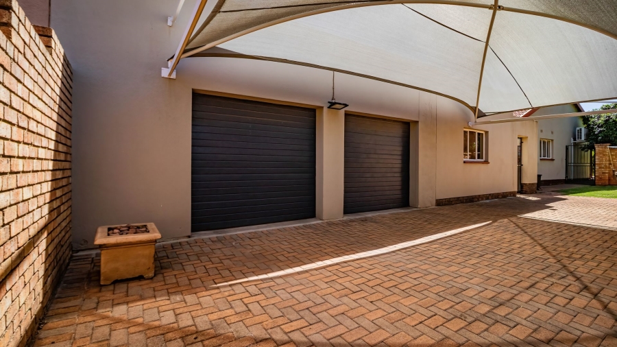4 Bedroom Property for Sale in Parkrand Gauteng