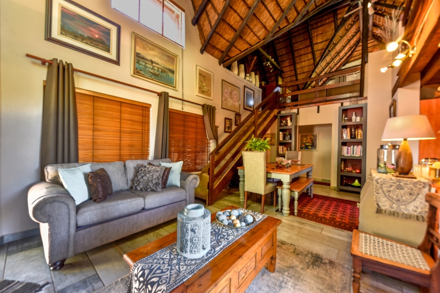 4 Bedroom Property for Sale in Faerie Glen Gauteng