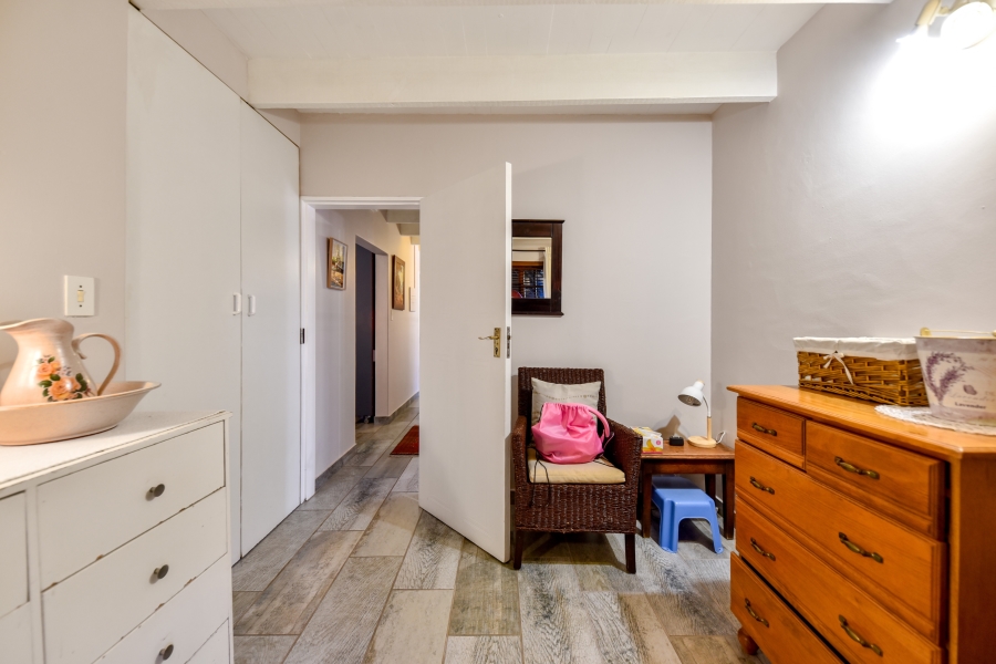 4 Bedroom Property for Sale in Faerie Glen Gauteng