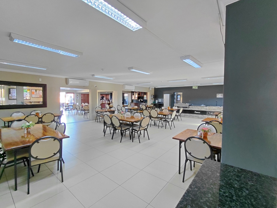 1 Bedroom Property for Sale in Willow Park Manor Gauteng