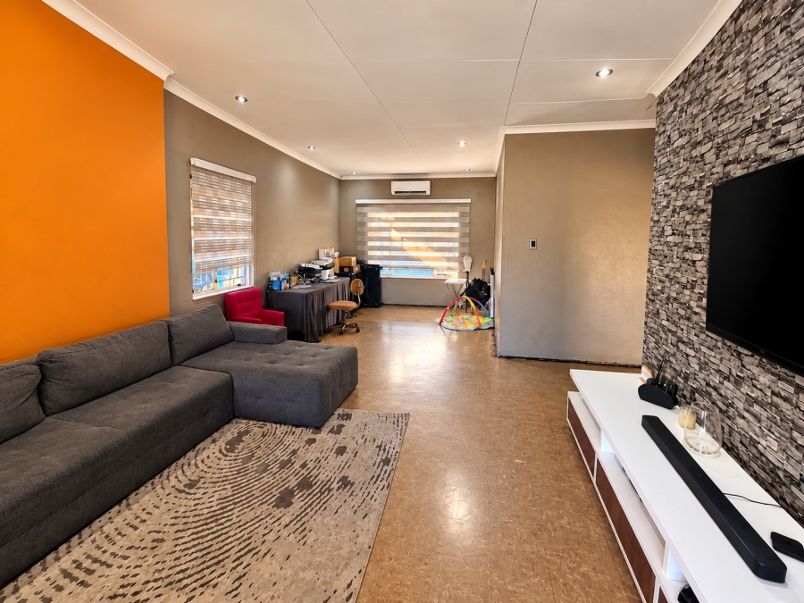 3 Bedroom Property for Sale in Vanderbijlpark CE 4 Gauteng