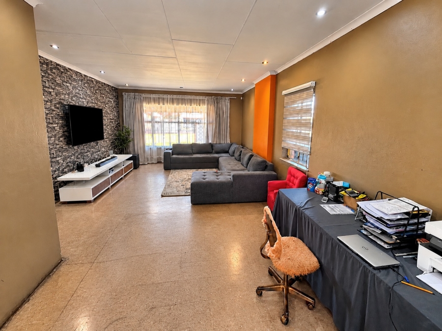 3 Bedroom Property for Sale in Vanderbijlpark CE 4 Gauteng
