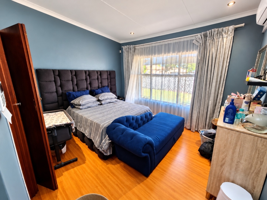 3 Bedroom Property for Sale in Vanderbijlpark CE 4 Gauteng