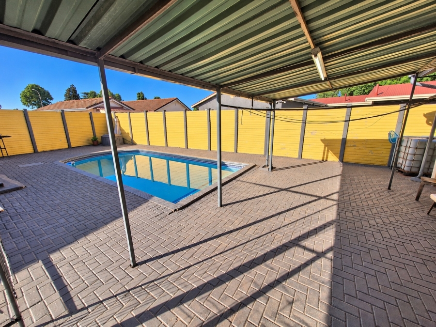 3 Bedroom Property for Sale in Vanderbijlpark CE 4 Gauteng