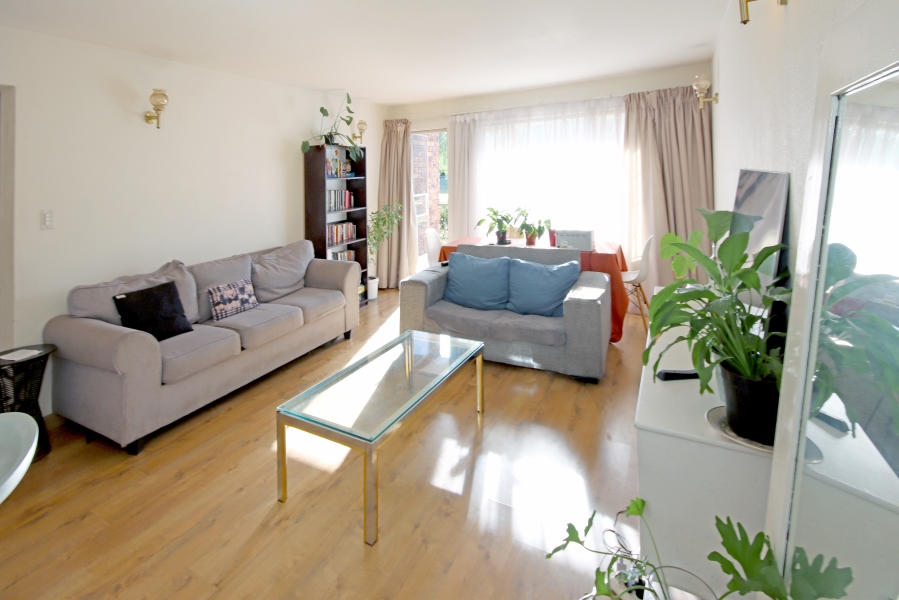 2 Bedroom Property for Sale in Robindale Gauteng