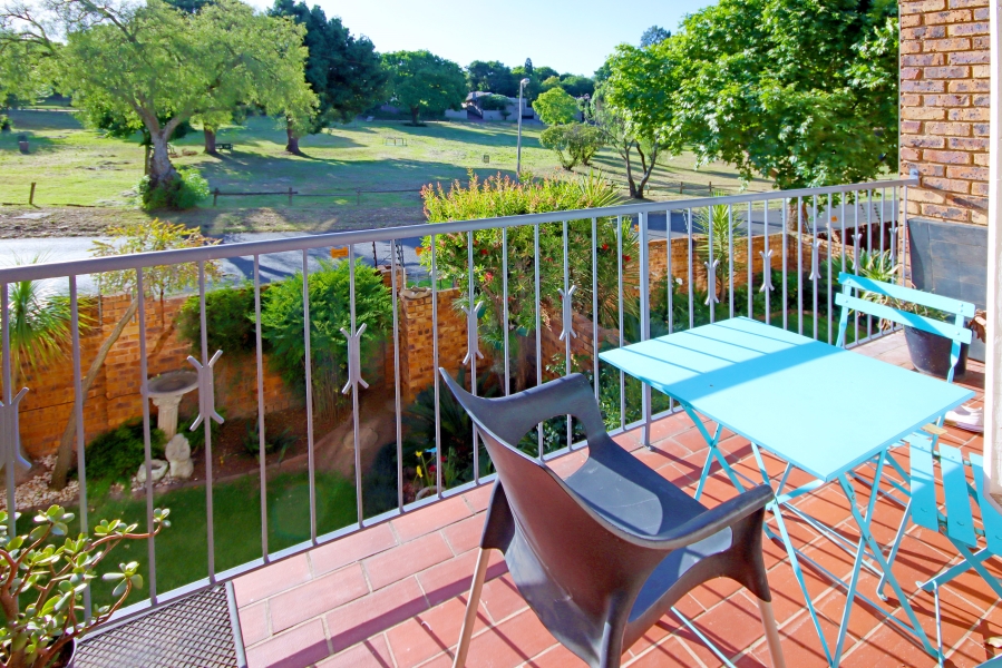 2 Bedroom Property for Sale in Robindale Gauteng