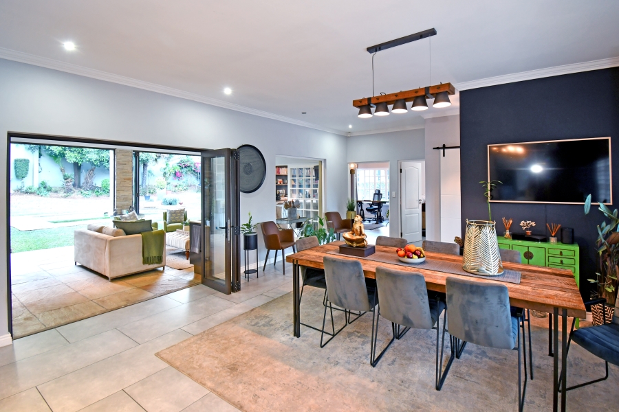 6 Bedroom Property for Sale in Fairland Gauteng