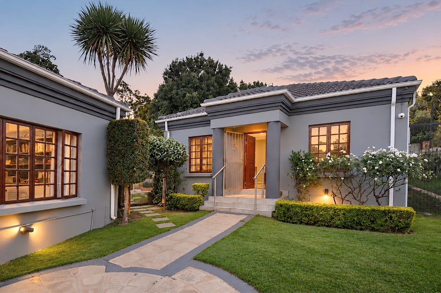 6 Bedroom Property for Sale in Fairland Gauteng
