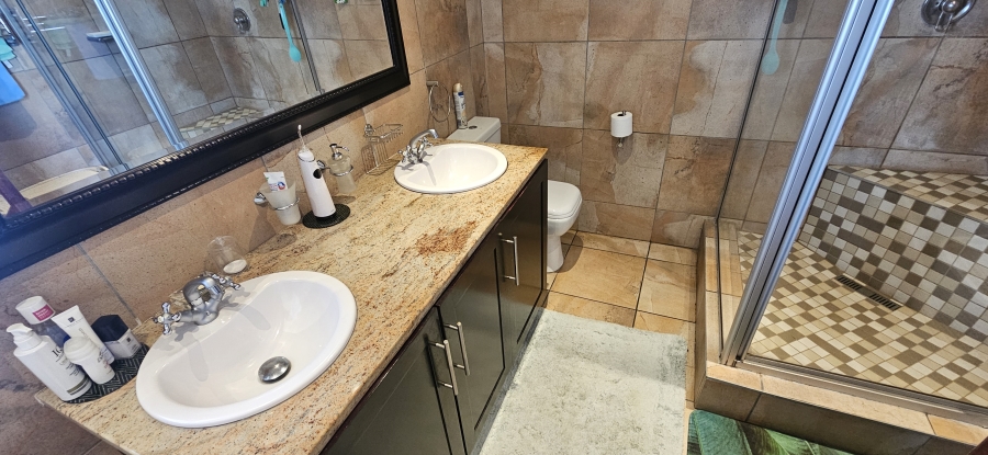 3 Bedroom Property for Sale in Meyersdal Gauteng