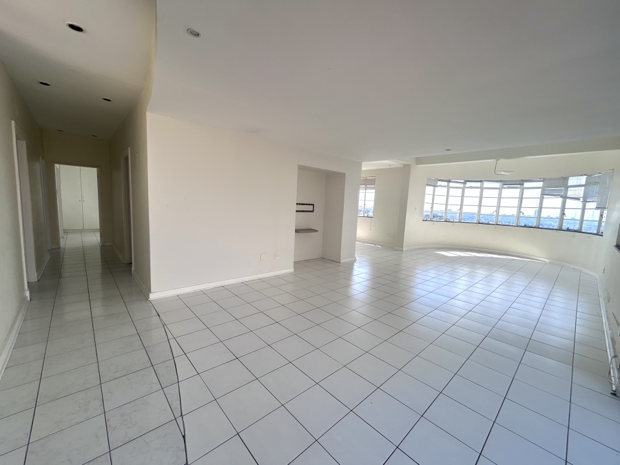 To Let 2 Bedroom Property for Rent in Houghton Estate Gauteng
