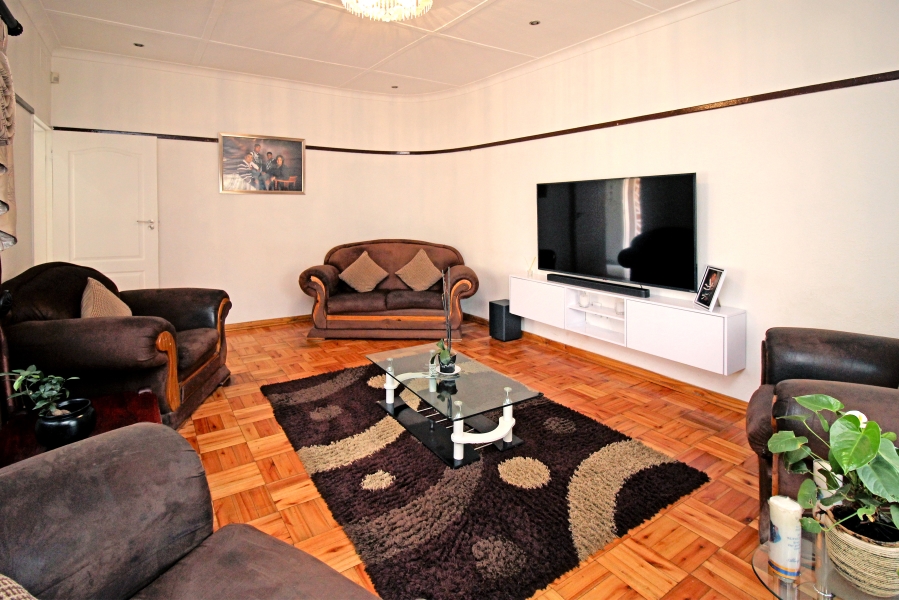 4 Bedroom Property for Sale in Crosby Gauteng