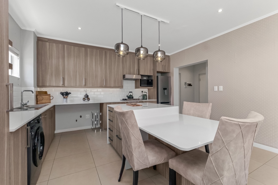 To Let 2 Bedroom Property for Rent in Morningside Gauteng