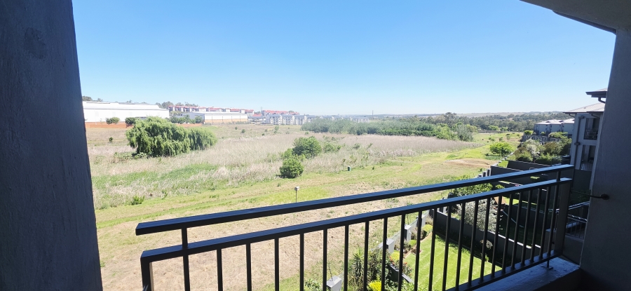 To Let 1 Bedroom Property for Rent in Modderfontein Gauteng