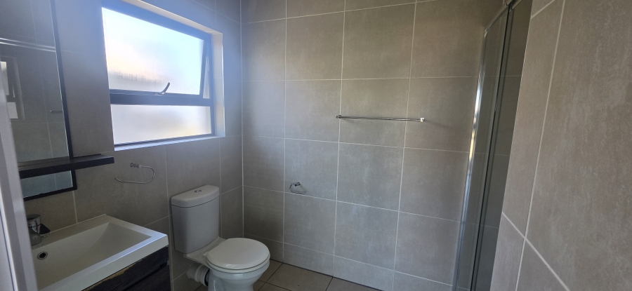 To Let 1 Bedroom Property for Rent in Modderfontein Gauteng