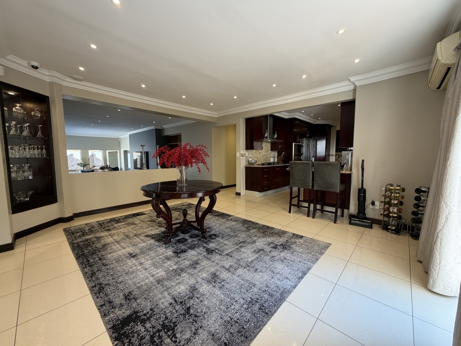 To Let 4 Bedroom Property for Rent in Bedfordview Gauteng