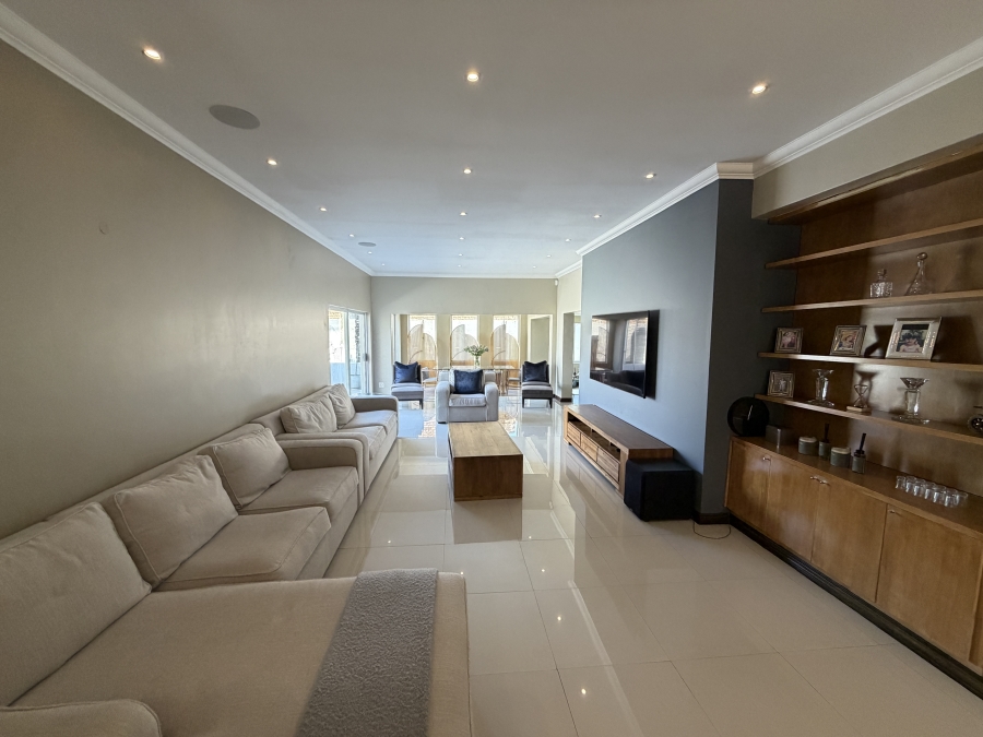 To Let 4 Bedroom Property for Rent in Bedfordview Gauteng