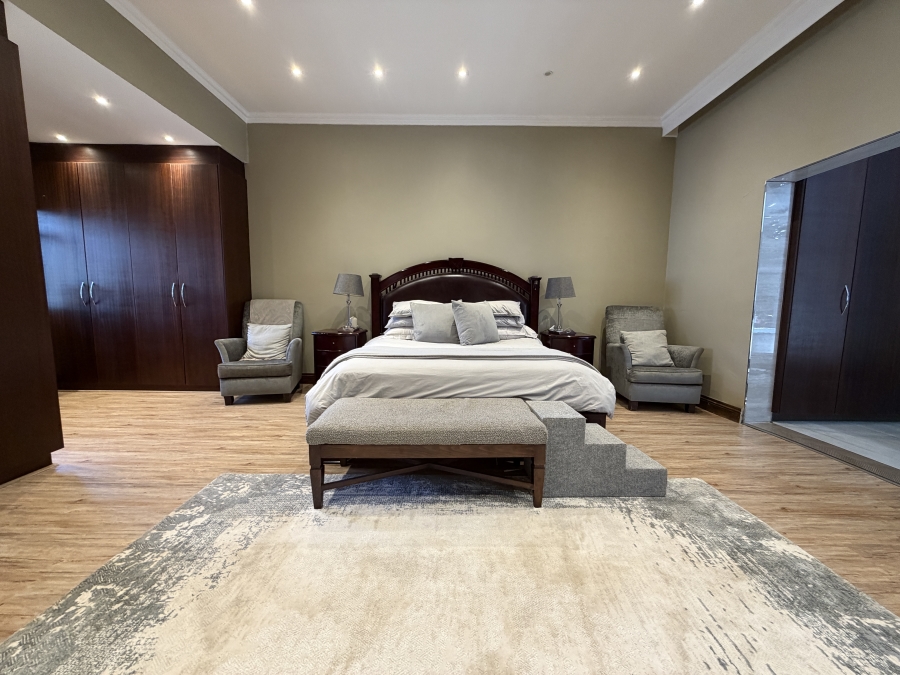 To Let 4 Bedroom Property for Rent in Bedfordview Gauteng
