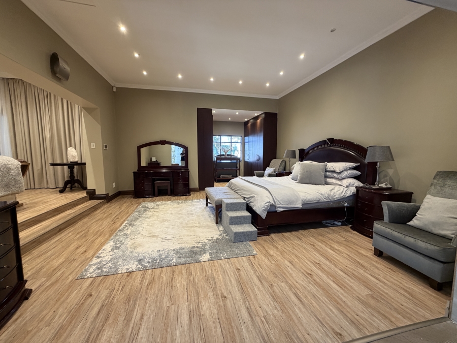 To Let 4 Bedroom Property for Rent in Bedfordview Gauteng