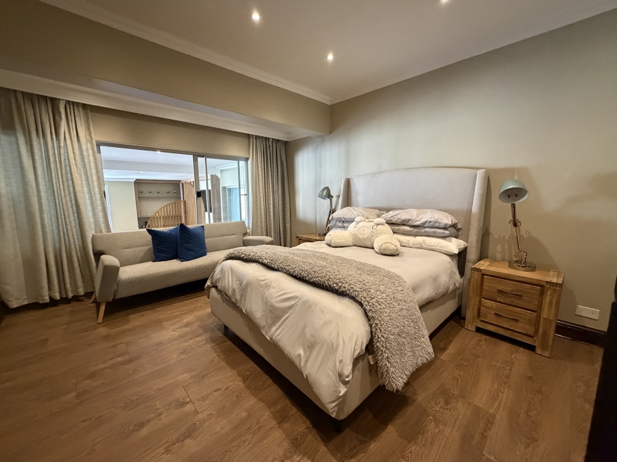 To Let 4 Bedroom Property for Rent in Bedfordview Gauteng