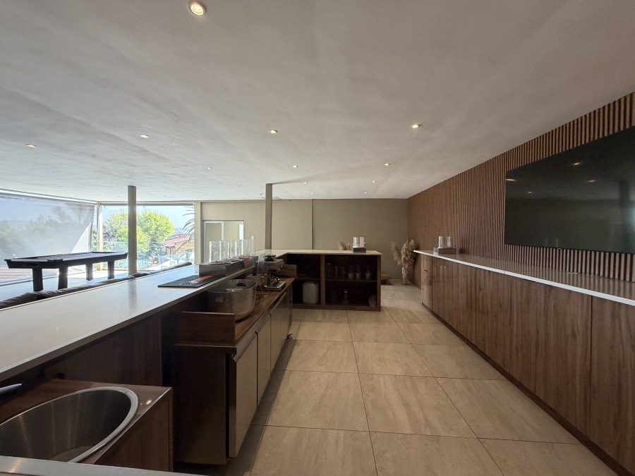 To Let 4 Bedroom Property for Rent in Bedfordview Gauteng