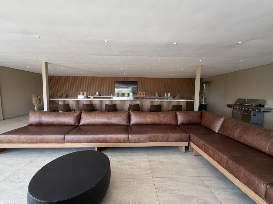 To Let 4 Bedroom Property for Rent in Bedfordview Gauteng