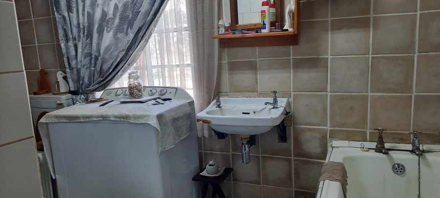 4 Bedroom Property for Sale in Mullerstuine Gauteng