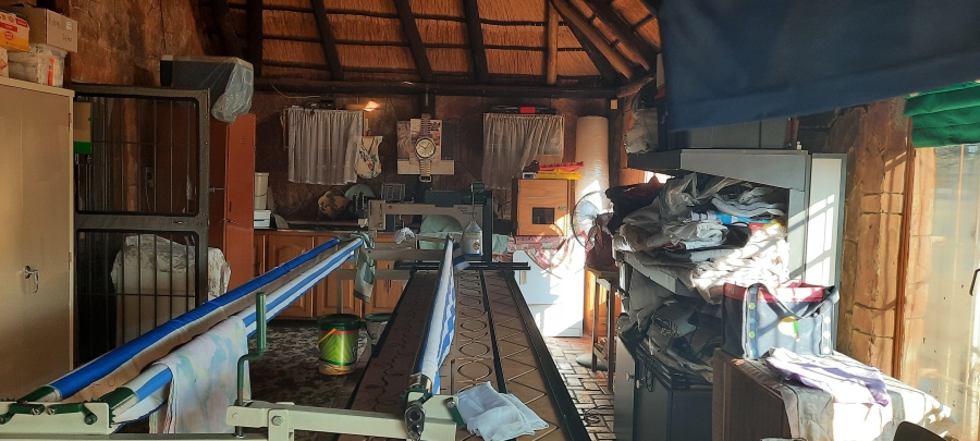 4 Bedroom Property for Sale in Mullerstuine Gauteng