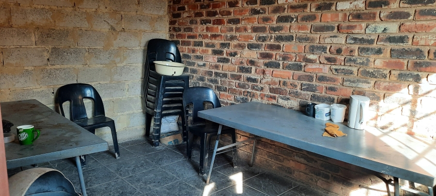 4 Bedroom Property for Sale in Mullerstuine Gauteng