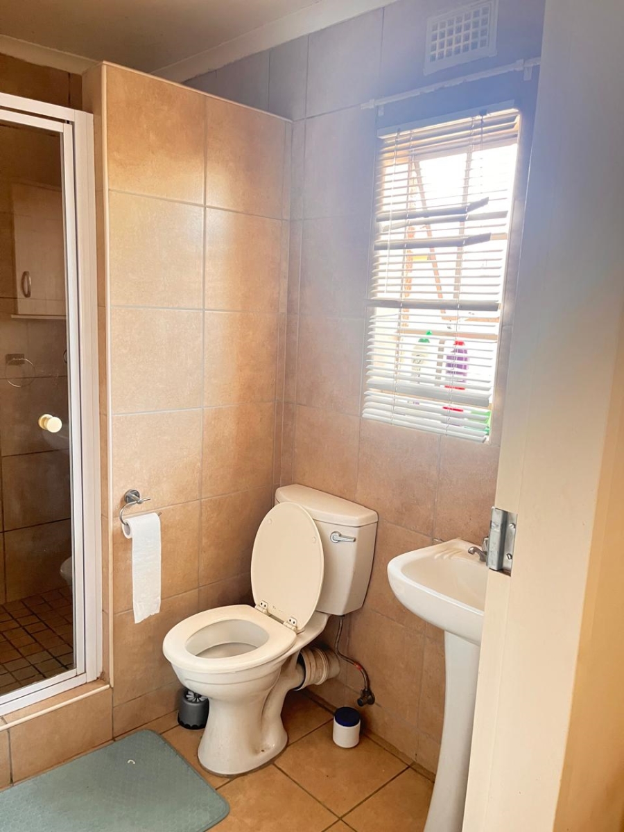3 Bedroom Property for Sale in Olievenhoutbosch Gauteng