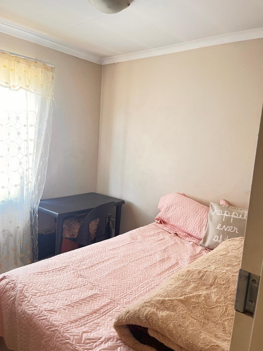 3 Bedroom Property for Sale in Olievenhoutbosch Gauteng