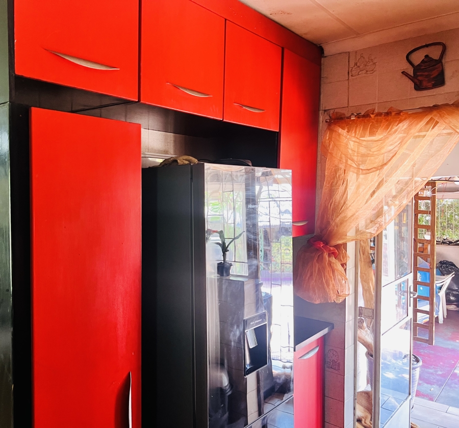 3 Bedroom Property for Sale in Crystal Park Gauteng