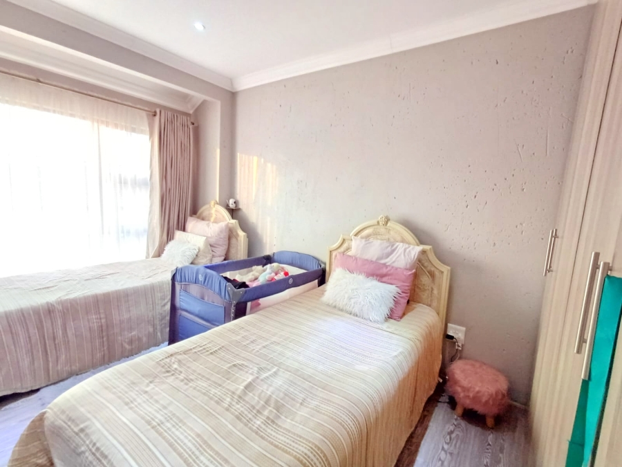 To Let 4 Bedroom Property for Rent in Vanderbijlpark SE Gauteng