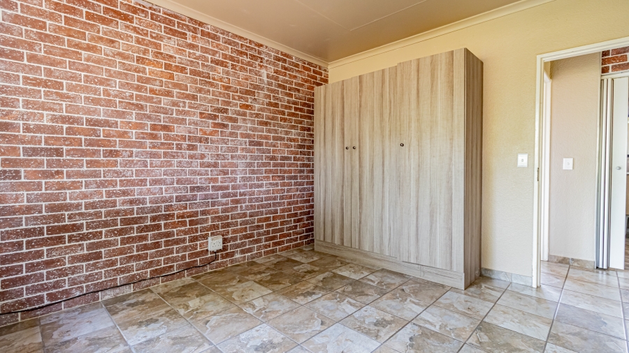 To Let 2 Bedroom Property for Rent in President Park Gauteng