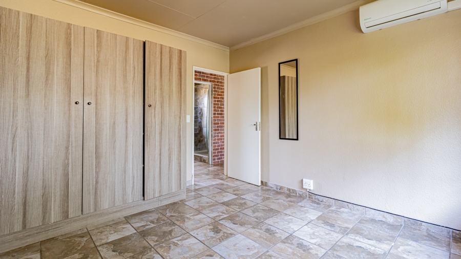 To Let 2 Bedroom Property for Rent in President Park Gauteng