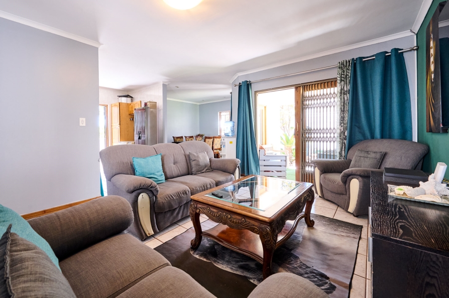 4 Bedroom Property for Sale in Halfway Gardens Gauteng
