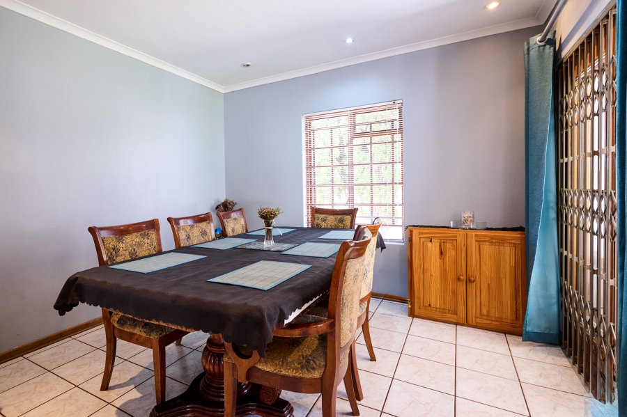 4 Bedroom Property for Sale in Halfway Gardens Gauteng
