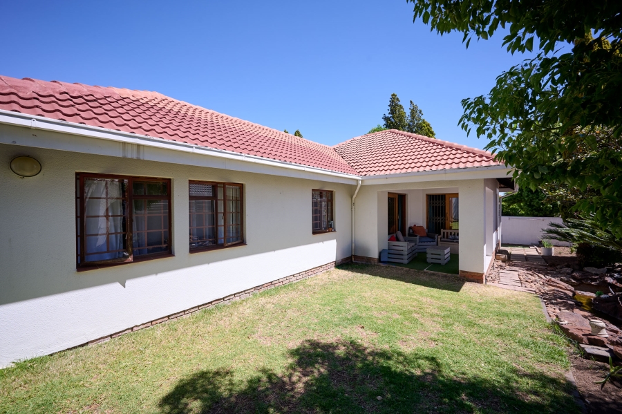 4 Bedroom Property for Sale in Halfway Gardens Gauteng