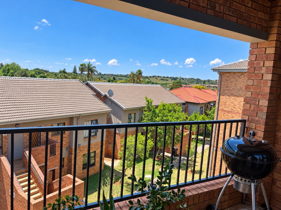 2 Bedroom Property for Sale in Wilgeheuwel Gauteng