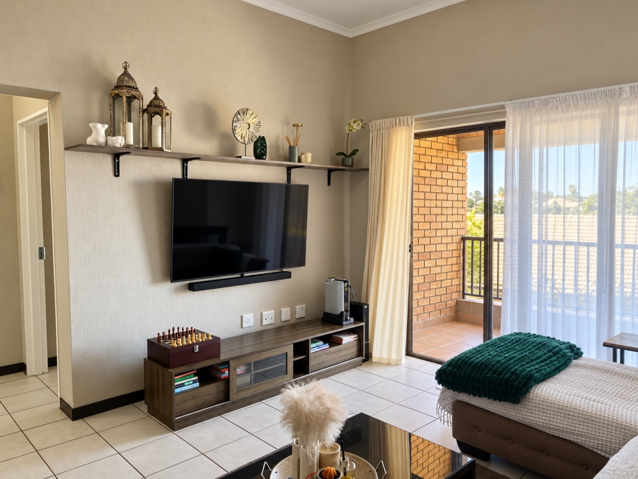 2 Bedroom Property for Sale in Wilgeheuwel Gauteng