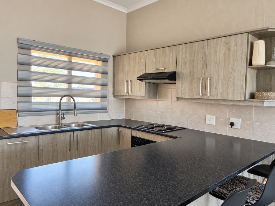 2 Bedroom Property for Sale in Wilgeheuwel Gauteng