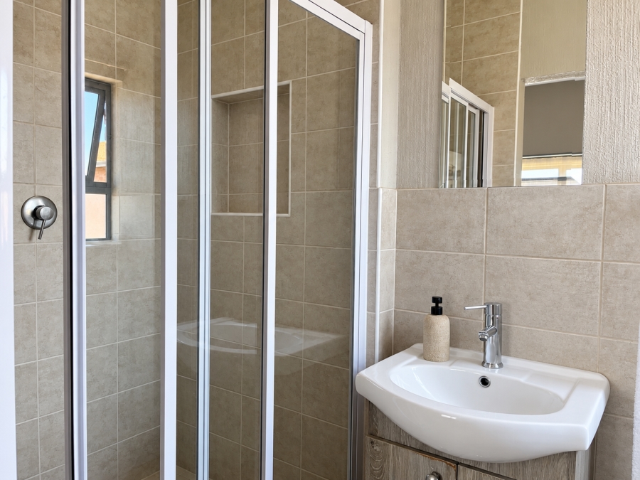 2 Bedroom Property for Sale in Wilgeheuwel Gauteng