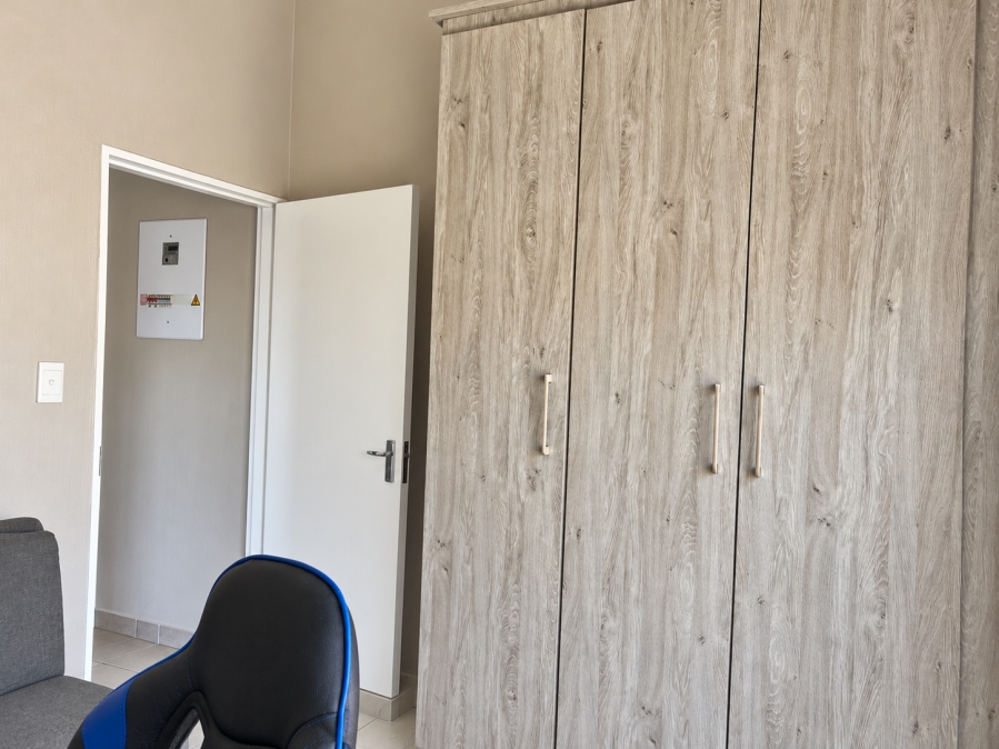 2 Bedroom Property for Sale in Wilgeheuwel Gauteng