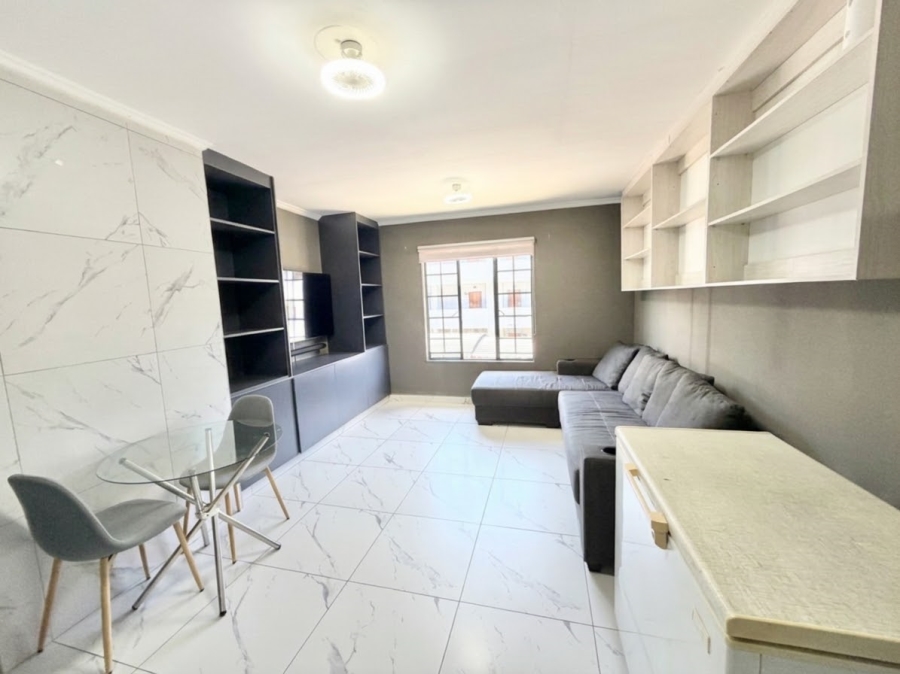 2 Bedroom Property for Sale in Noordwyk Gauteng
