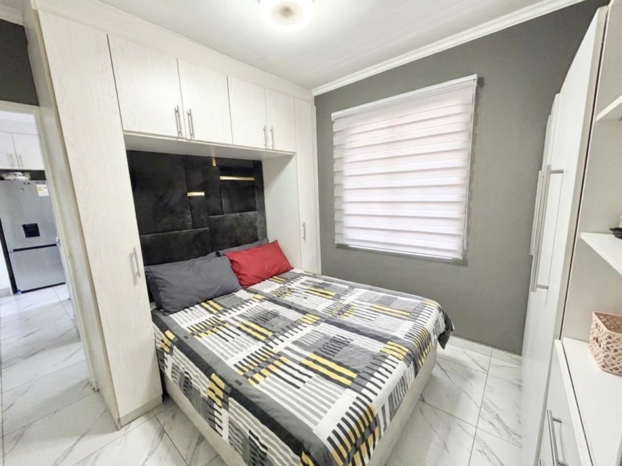 2 Bedroom Property for Sale in Noordwyk Gauteng