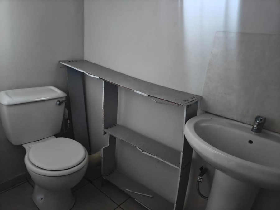 10 Bedroom Property for Sale in East Lynne Gauteng