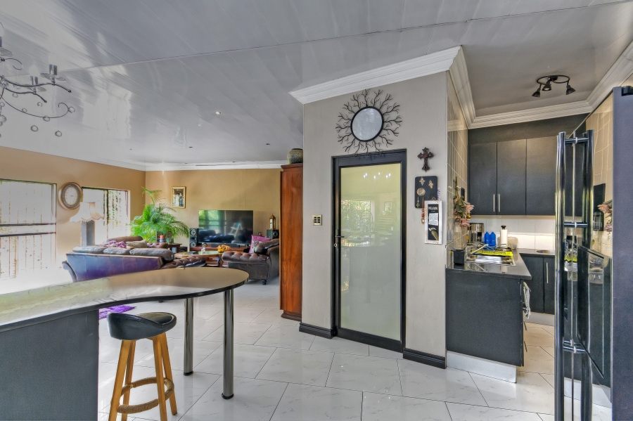4 Bedroom Property for Sale in Elandspark Gauteng